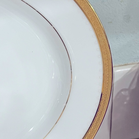 15 PC Noritake Metropolitan GOLD 4337  Set Dinnerware Sirilanka GOLD White - Picture 9 of 15